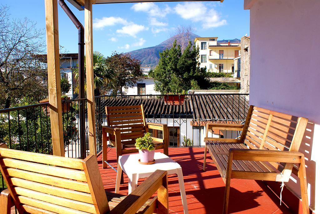 Terrazza Sul Vesuvio Con Piscina Terzigno Exterior foto